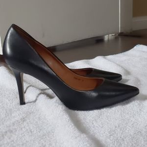 Cathy Jean pumps